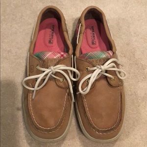 Sperry boat shoes